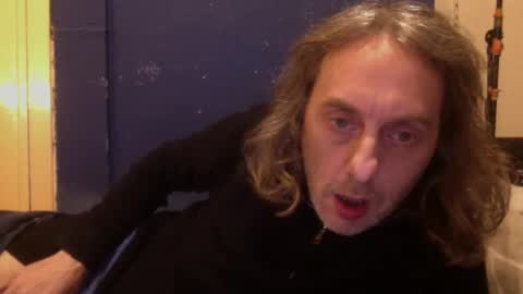 Snapshot of bangintoleather chatting on 12-02-24, 01:47 bangintoleather online show from 12-02-24, 01:47