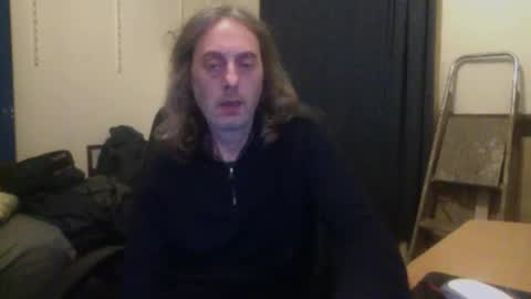 Snapshot of bangintoleather chatting on 12-18-25, 02:28 bangintoleather online show from 12-18-25, 02:28