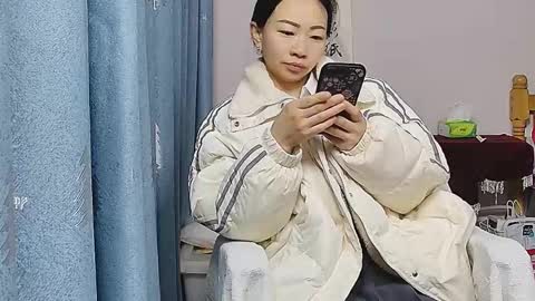 Snapshot of baomi2025 chatting on 01-19-26, 12:14 baimi online show from 01-19-26, 12:14