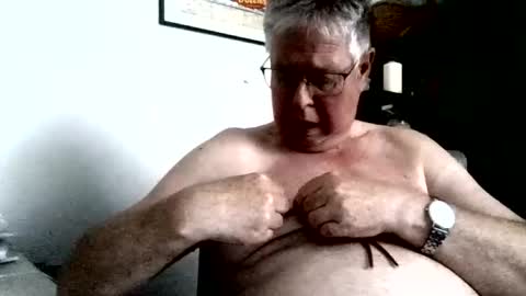 Snapshot of baratch chatting on 08-03-26, 12:10 baratch online show from 08-03-26, 12:10