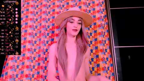 Snapshot of barbara_6_6_6 chatting on 01-11-25, 05:41 Barbara Blossom online show from 01-11-25, 05:41