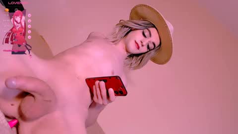 Snapshot of barbara_6_6_6 chatting on 03-08-25, 06:32 Barbara Blossom online show from 03-08-25, 06:32