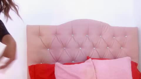 barbara_baker_ online show from 10-31-25, 03:18