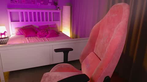 Barb online show from 09-15-25, 02:17