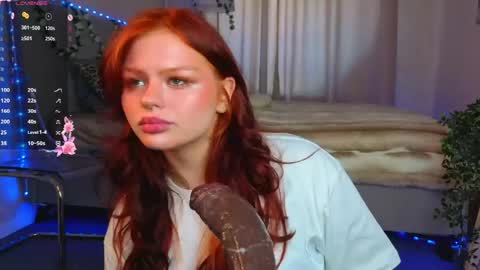 Snapshot of barbara_dunnn chatting on 04-28-26, 10:20 barbara_dunnn online show from 04-28-26, 10:20