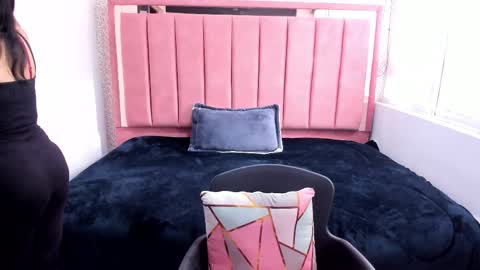 B A R B A R A online show from 11-25-25, 11:54