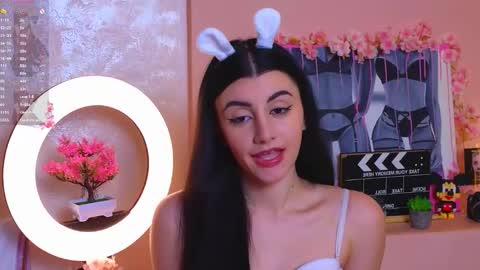 Snapshot of barbaraloves chatting on 02-23-26, 05:10 Mily online show from 02-23-26, 05:10