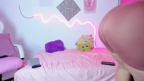 Snapshot of barbie691 chatting on 01-07-25, 02:31 barbie691 online show from 01-07-25, 02:31