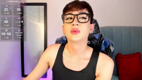 Snapshot of barbie_boy_ chatting on 02-22-26, 09:41 I work from home this is my room 3 online show from 02-22-26, 09:41