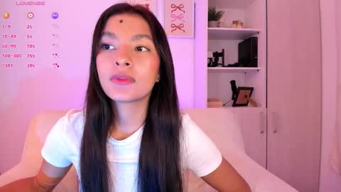 Snapshot of barbie_brunette3 chatting on 10-19-25, 05:19 independet model online show from 10-19-25, 05:19