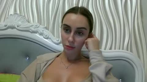 Kate online show from 11-22-25, 08:30