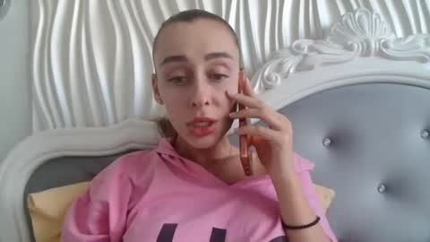 Kate online show from 05-24-26, 11:04