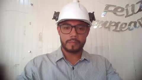 Independ Model online show from 12-16-25, 04:45