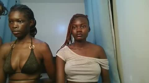 queen online show from 11-19-25, 10:43