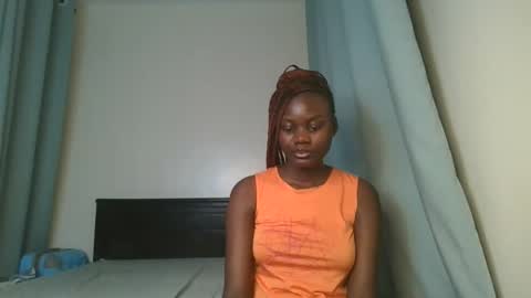 queen online show from 12-19-25, 10:28