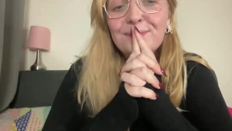 barbiegirl966 online show from 02-01-25, 09:51