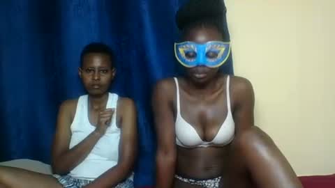 Snapshot of barbies_girles chatting on 09-21-25, 03:57 barbies_girles online show from 09-21-25, 03:57