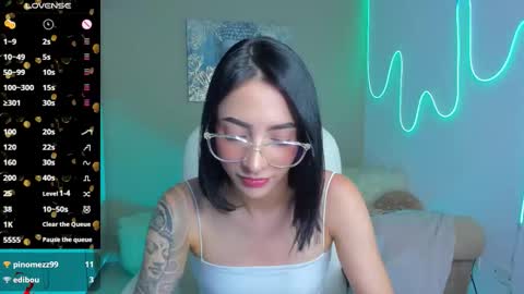 Barbie Scot online show from 10-16-25, 08:43