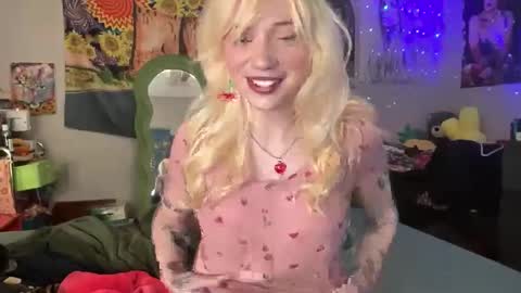 Bardot Eyed online show from 02-24-26, 07:45