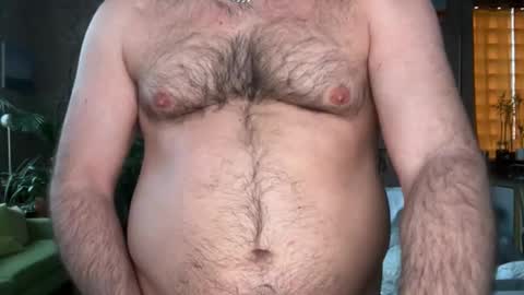 Snapshot of barebackheat chatting on 02-26-25, 12:58 Barebackheat online show from 02-26-25, 12:58