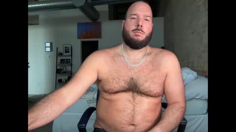 Snapshot of barebackheat chatting on 05-05-26, 11:29 Barebackheat online show from 05-05-26, 11:29
