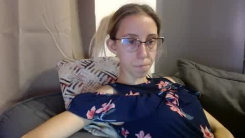 Lena online show from 07-16-26, 04:35