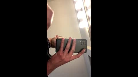 barniemay1 online show from 01-28-25, 07:21