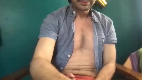 Snapshot of barritlam chatting on 05-16-26, 03:44 BarritLam online show from 05-16-26, 03:44