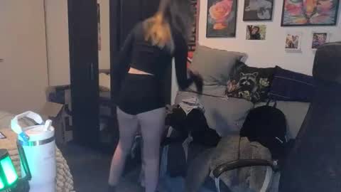 baseddutch online show from 10-19-25, 08:31