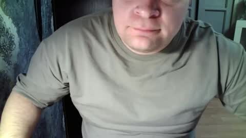 Snapshot of basi_look chatting on 02-20-25, 06:50 basi_look online show from 02-20-25, 06:50