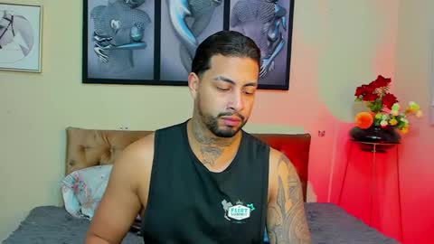 Snapshot of bastian_jones1 chatting on 01-17-25, 06:26 bastian_jones1 online show from 01-17-25, 06:26