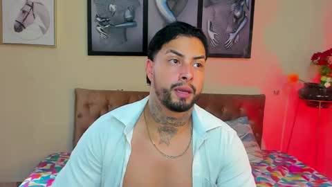 Snapshot of bastian_jones1 chatting on 01-28-25, 06:28 bastian_jones1 online show from 01-28-25, 06:28