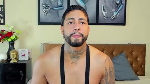 Snapshot of bastian_jones1 chatting on 02-23-25, 11:04 bastian_jones1 online show from 02-23-25, 11:04