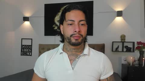 Snapshot of bastian_jones1 chatting on 09-23-25, 11:35 bastian_jones1 online show from 09-23-25, 11:35