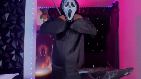 bastian online show from 10-31-25, 05:08