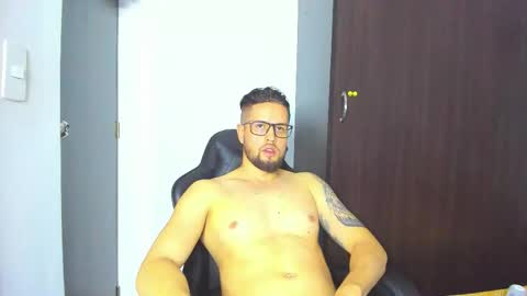 bastianwatson10 online show from 11-07-25, 03:56