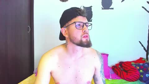 bastianwatson10 online show from 11-11-25, 06:30