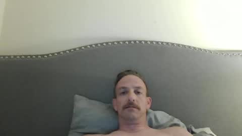 Snapshot of batboy2121 chatting on 04-22-26, 01:41 babtboy2121 online show from 04-22-26, 01:41