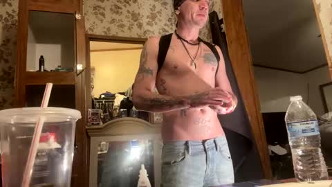 Snapshot of battlewolfxx chatting on 01-05-25, 03:43 battlewolfxx online show from 01-05-25, 03:43