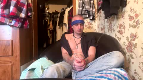 Snapshot of battlewolfxx chatting on 01-07-25, 07:28 battlewolfxx online show from 01-07-25, 07:28