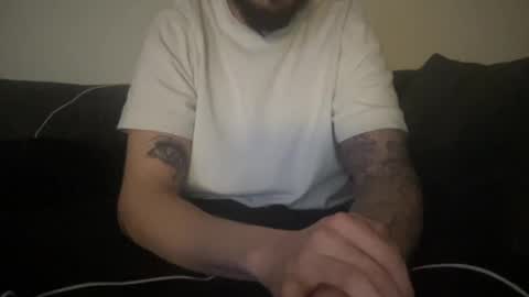 Snapshot of battleyann13 chatting on 02-25-25, 01:30 battleyann13 online show from 02-25-25, 01:30