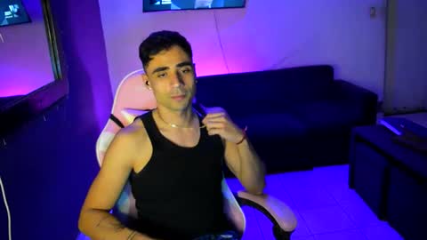 Snapshot of bauti220242 chatting on 06-07-26, 06:11 bauti220242 online show from 06-07-26, 06:11
