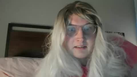 Snapshot of bawblejam chatting on 12-13-24, 06:10 BjBambi online show from 12-13-24, 06:10