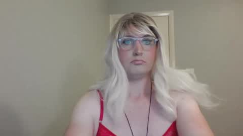 Snapshot of bawblejam chatting on 02-05-25, 05:20 BjBambi online show from 02-05-25, 05:20