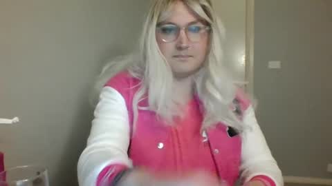 Snapshot of bawblejam chatting on 02-14-25, 03:36 BjBambi online show from 02-14-25, 03:36