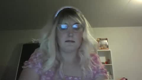 Snapshot of bawblejam chatting on 03-01-26, 07:21 BjBambi online show from 03-01-26, 07:21