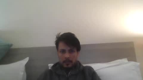 Snapshot of baybeeboi4u2 chatting on 01-17-25, 06:44 Neel online show from 01-17-25, 06:44