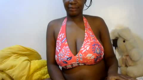 Snapshot of bayleen chatting on 06-16-26, 04:37 bayleen online show from 06-16-26, 04:37