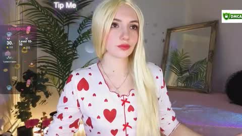 Snapshot of bb_cute1 chatting on 11-02-25, 12:18 Kris online show from 11-02-25, 12:18