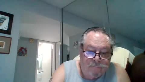 Snapshot of bbb1952 chatting on 06-26-26, 01:26 Single Grandpa in Florida. Love to C2C and have Fun Privately online show from 06-26-26, 01:26